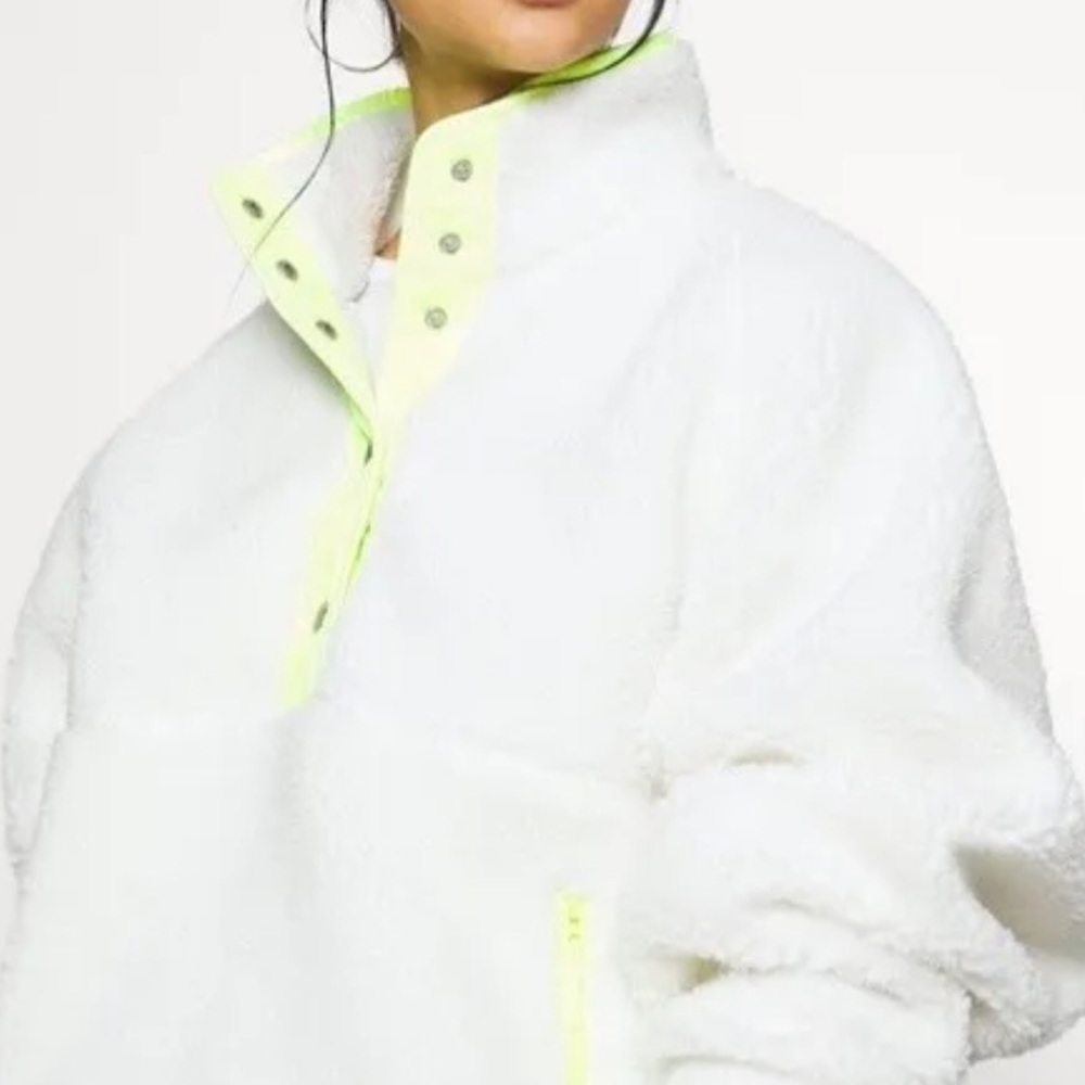 NWOT AEO White & Neon Sherpa Pullover Sweater - Picture 4 of 15